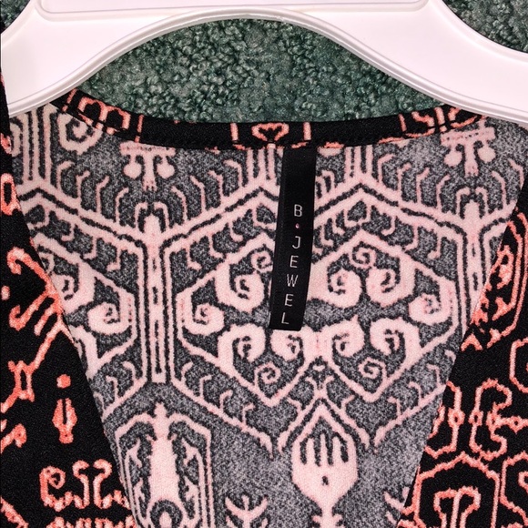 Printed Romper - Picture 2 of 3